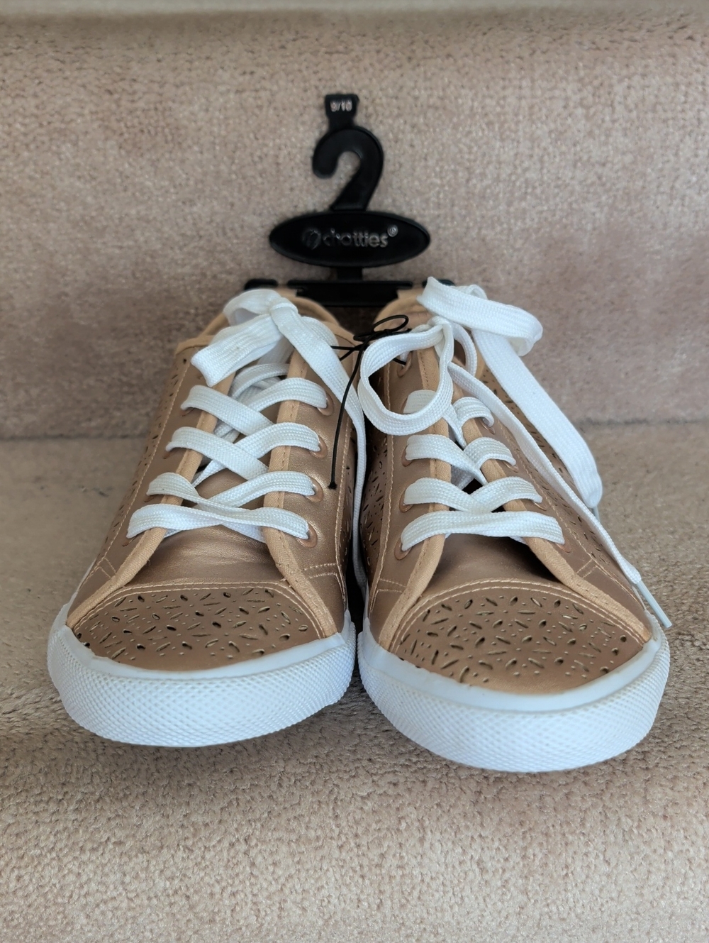 NWT Chatties Perforated Metallic Sneakers LARGE 9/10 Rose Gold FLAWS - Picture 14 of 16